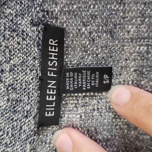 Eileen Fisher Linen blend cardigan, women's size small, button down, kni… - Picture 5 of 7
